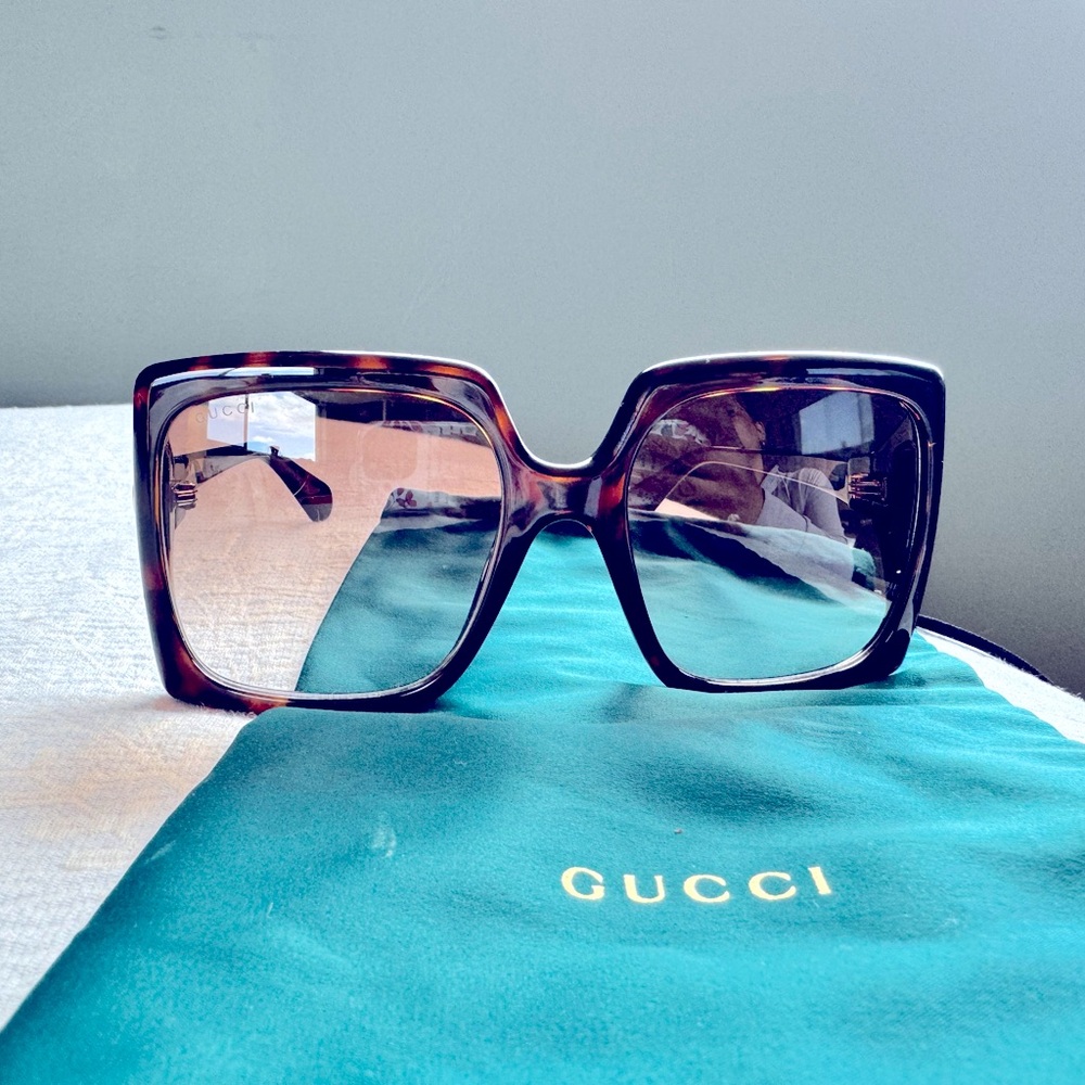 Gucci Acetate oversized sunglasses 100% authentic